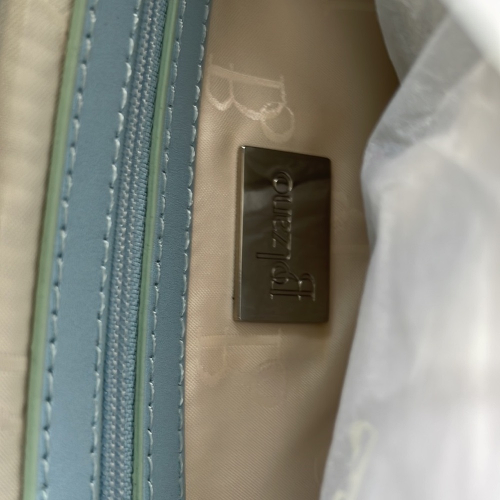 Bolzano Blue and Cream Women's Tote Bag NWOT - Picture 2 of 10